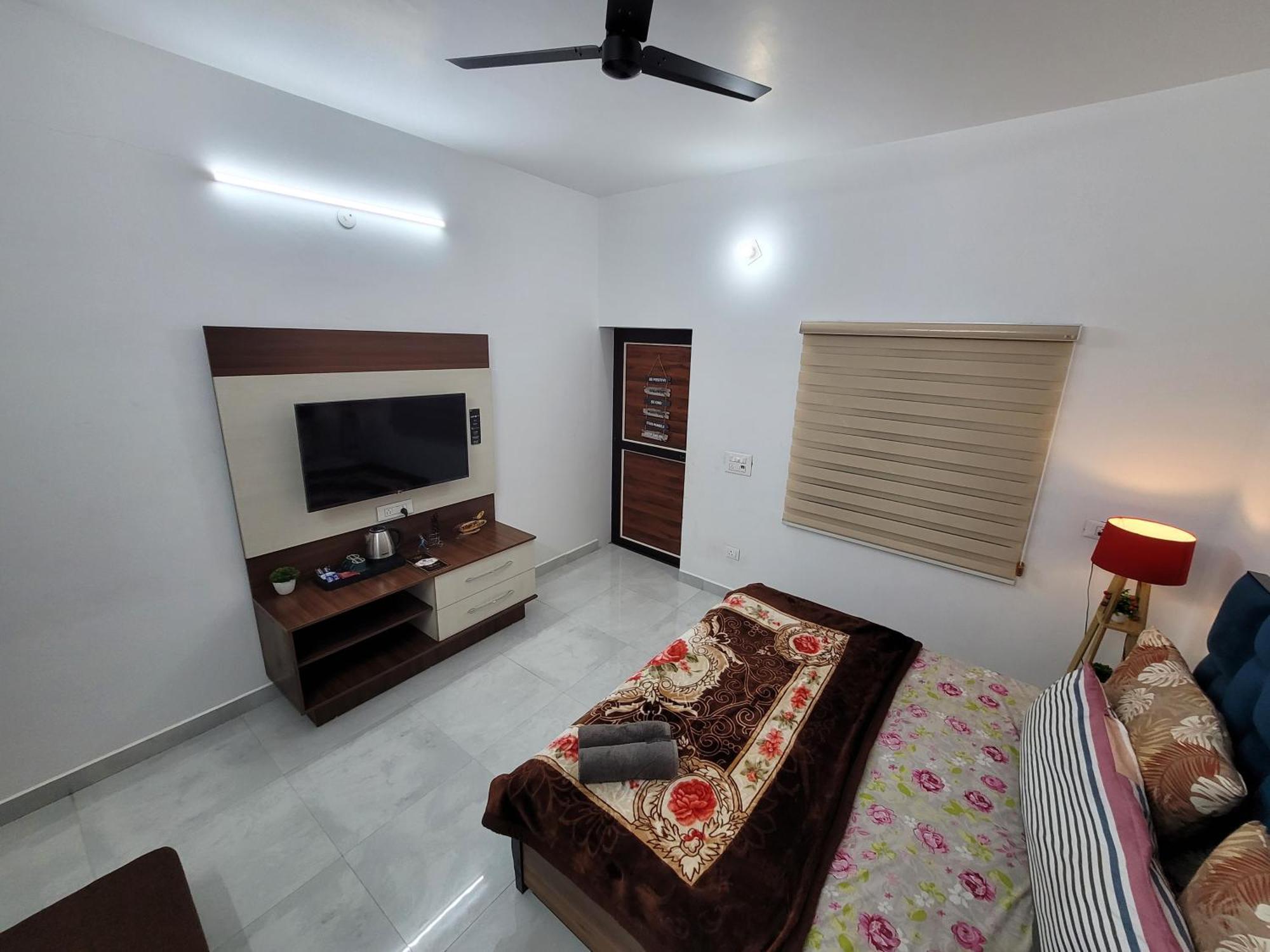 Dhairya's Villa Standard King Size Beekman Room Jammu Dış mekan fotoğraf