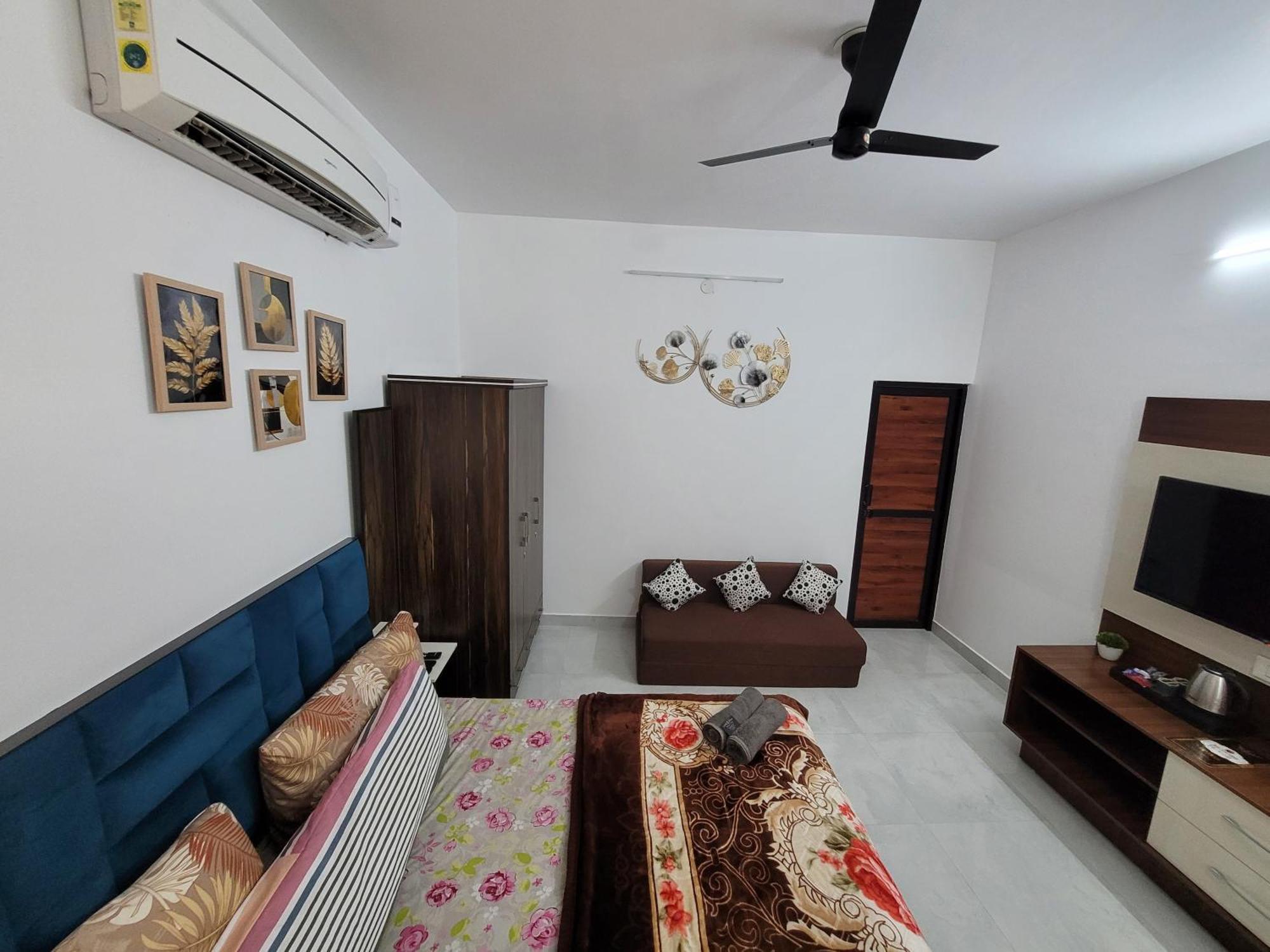 Dhairya's Villa Standard King Size Beekman Room Jammu Dış mekan fotoğraf